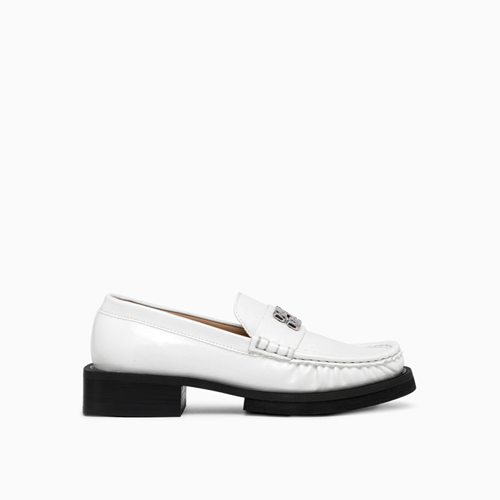 GANNI: BUTTERFLY LOGO MOCCASINS COLOR WHITE