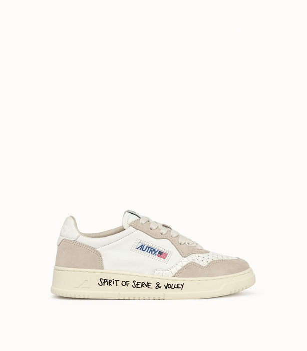 AUTRY: AUTRY MEDALIST LOW SNEAKERS COLOR WHITE AND BEIGE