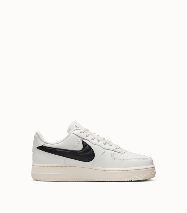 NIKE: AIR FORCE 1 '07 (W) SNEAKERS COLOR WHITE